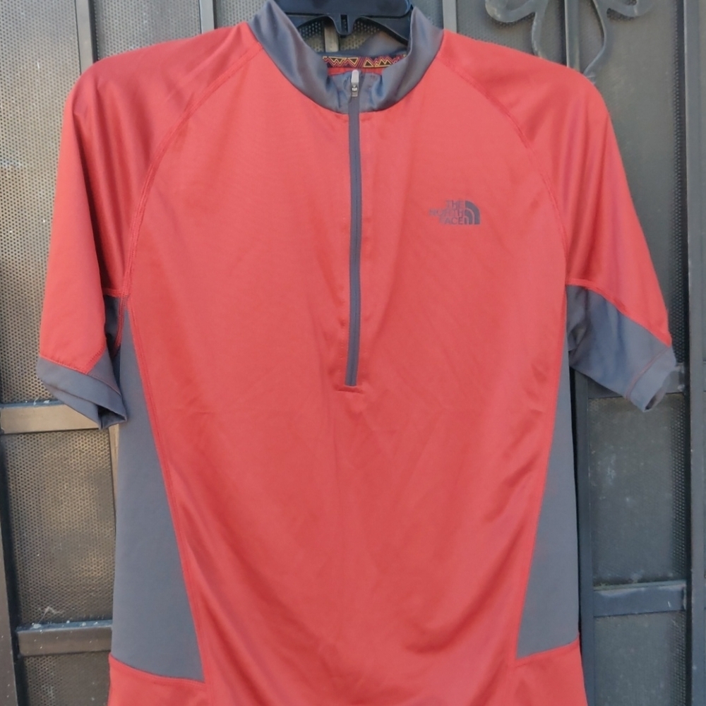 The North face vapor wick polo size s/p